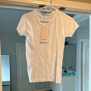 lululemon athletica White Short Sleeve Tee
